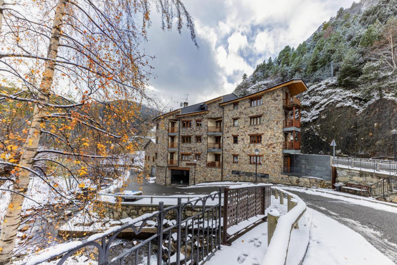 R Valle De Incles-Grandvalira Free Parking Канило Екстериор снимка