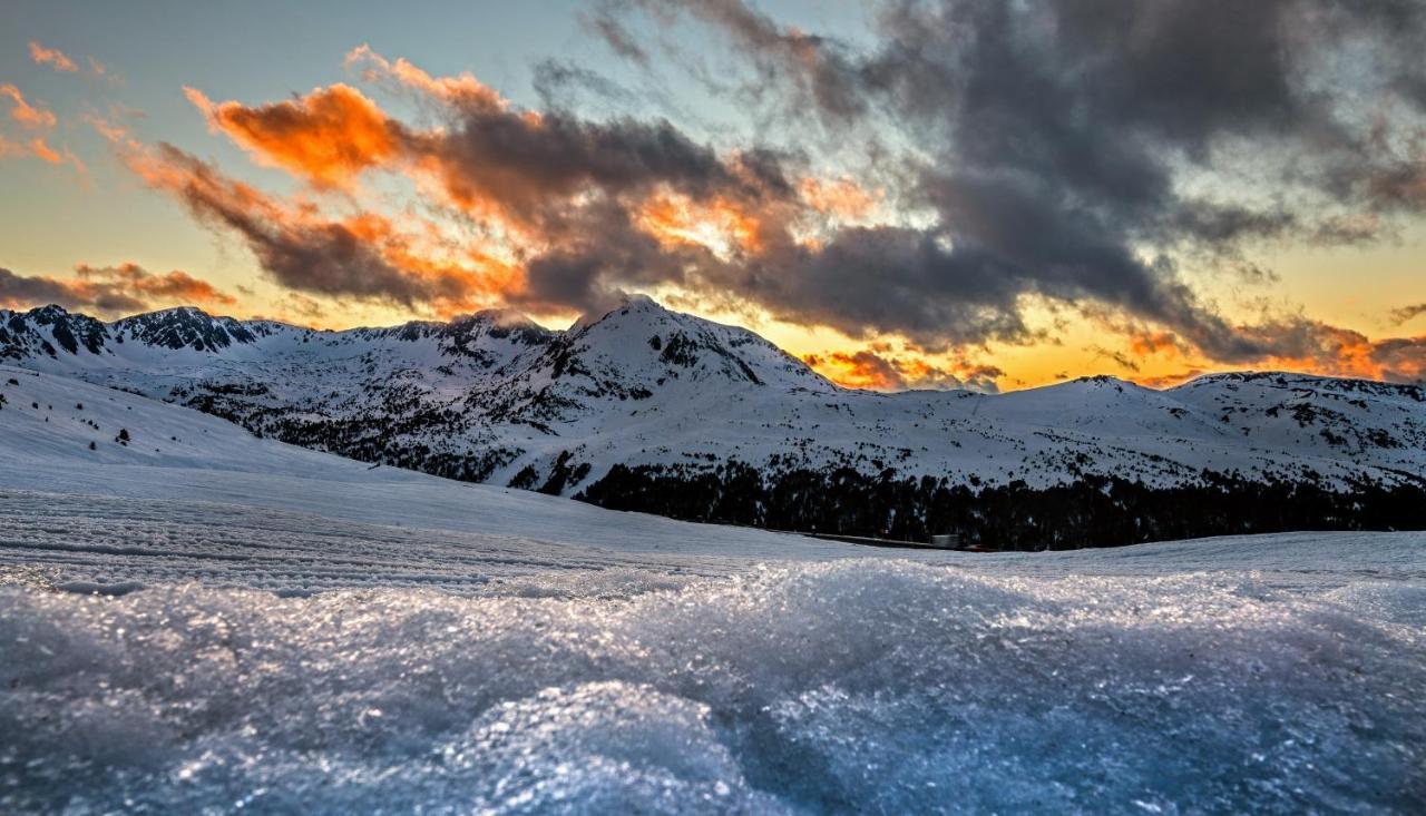 R Valle De Incles-Grandvalira Free Parking Канило Екстериор снимка